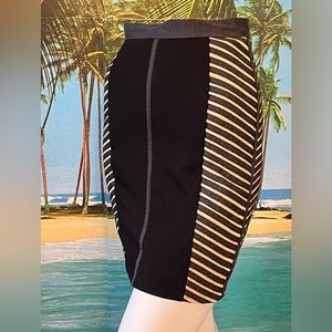 Very detail BCBG design skirt.